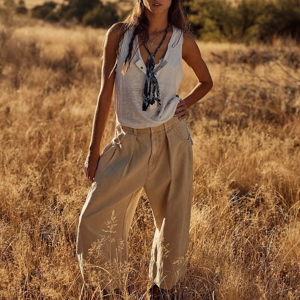 Free People Sweet Talk Chino Pants in Croissant US 4 - Picture 3 of 7